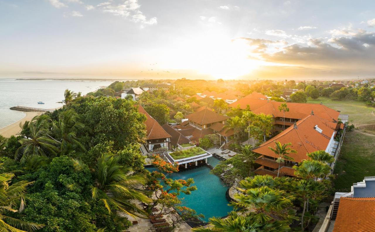 Puri Santrian Beach Resort And Spa Sanur Exteriér fotografie