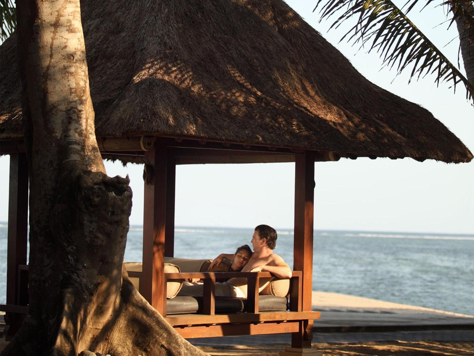 Puri Santrian Beach Resort And Spa Sanur Exteriér fotografie