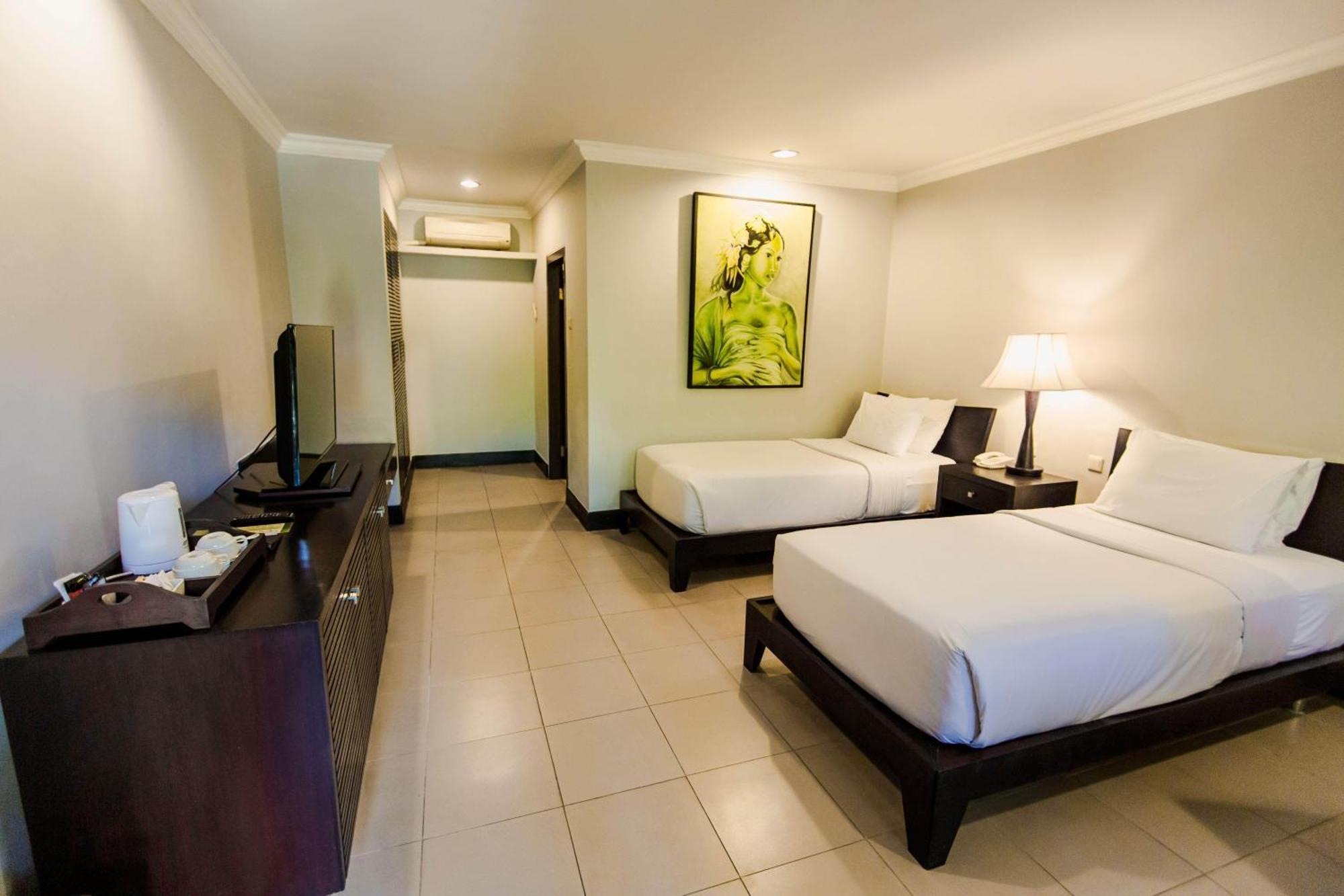 Puri Santrian Beach Resort And Spa Sanur Exteriér fotografie