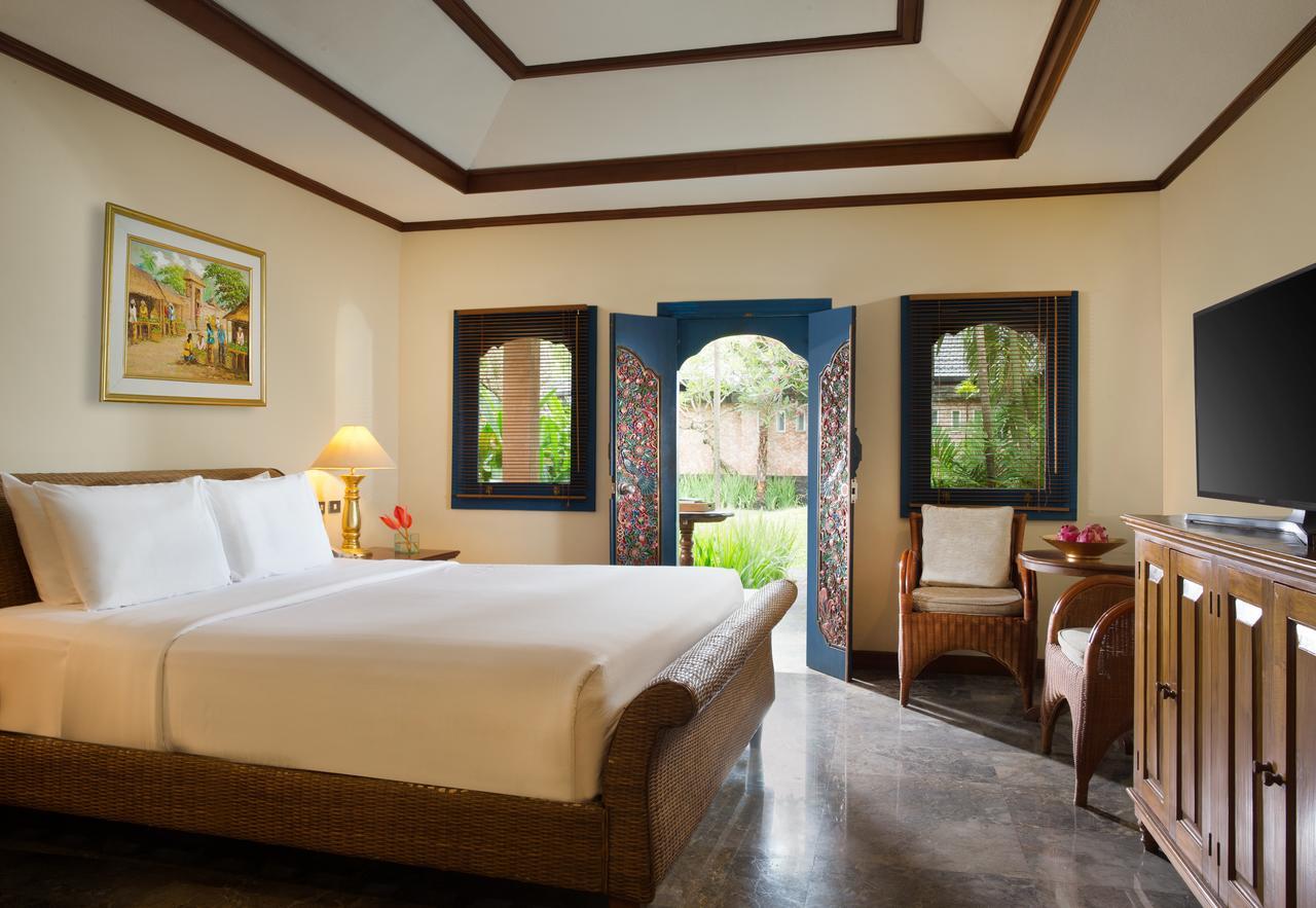 Puri Santrian Beach Resort And Spa Sanur Exteriér fotografie