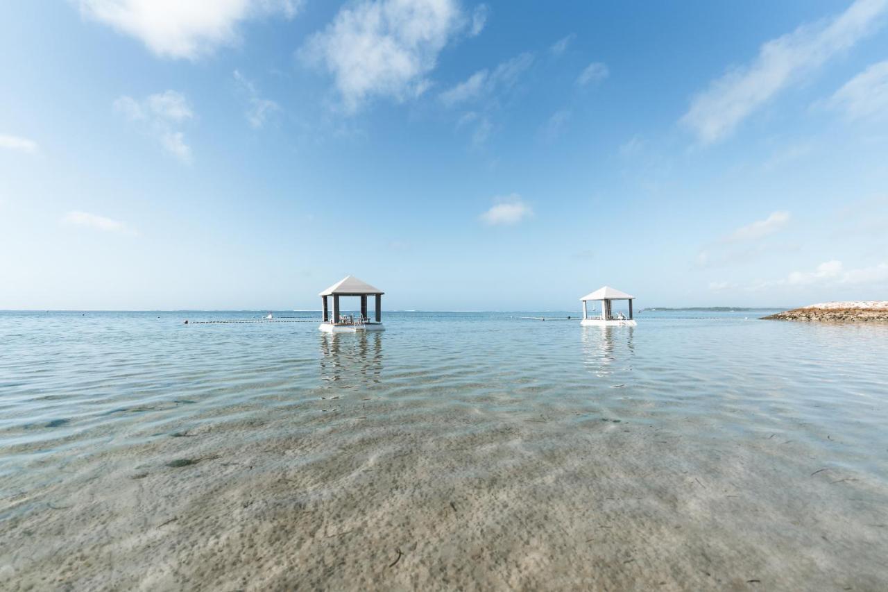 Puri Santrian Beach Resort And Spa Sanur Exteriér fotografie